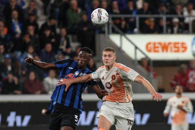 她们均选择 她们均选择