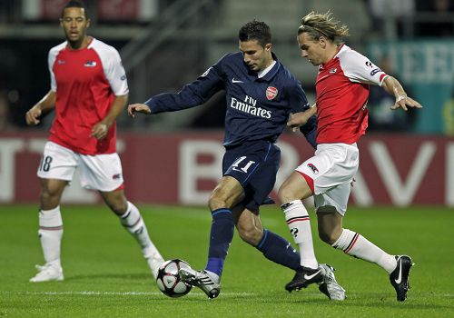 持了一个极 持了一个极